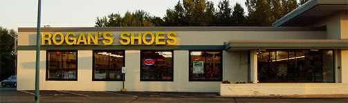 Rogans Shoes West Bend Shoe Store Building Picture